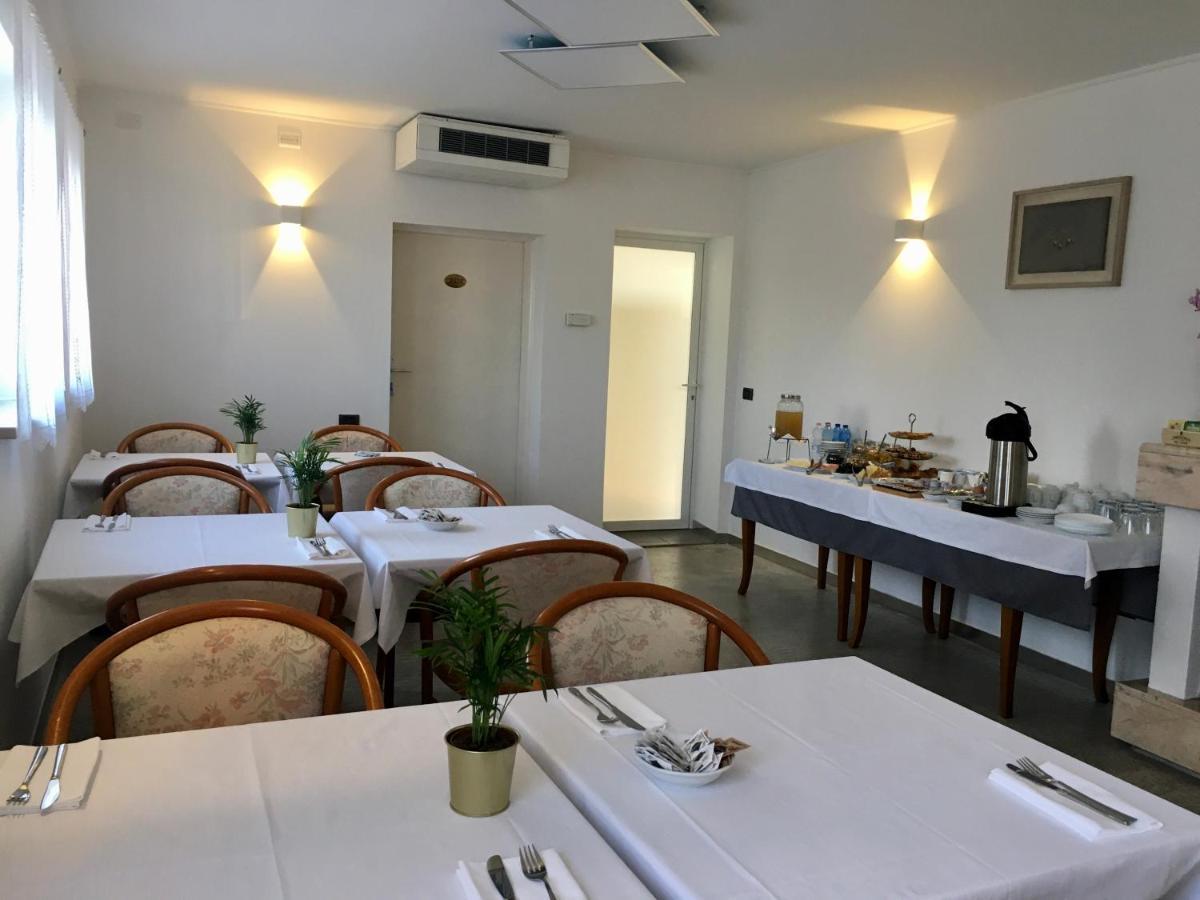 Hotel Trieste ซาน จอร์โจ ดิ โนกาโร ภายนอก รูปภาพ